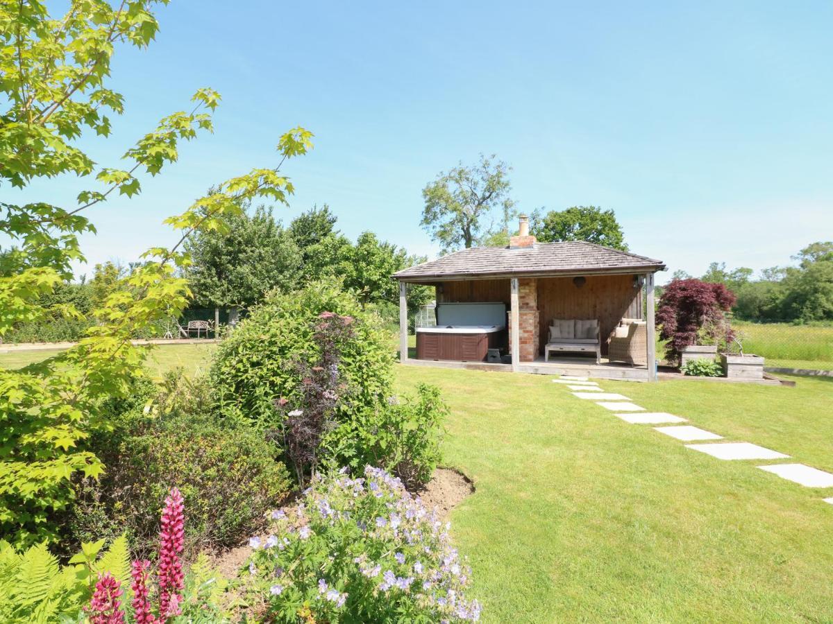 The Little Paddock Villa Malmesbury Exterior photo